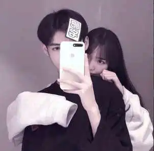 快去给喜欢的人发一组藏头诗
