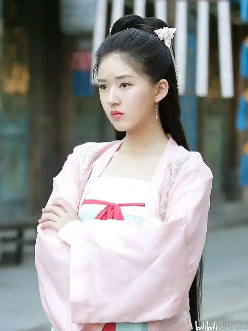 可爱系女演员安利谁说傻白甜招人厌
