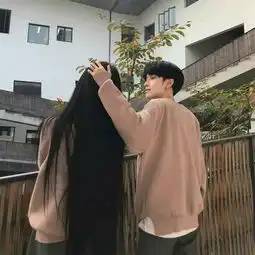 情侣头像从校服到婚纱,从青丝到白发
