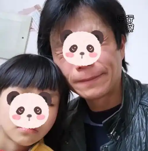 妻子抛下一儿一女离家出走五年,丈夫跪求她回来我再也不打你了
