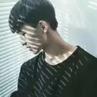 儿时的窗苍老的墙文艺情侣网名qq网名扣扣居
