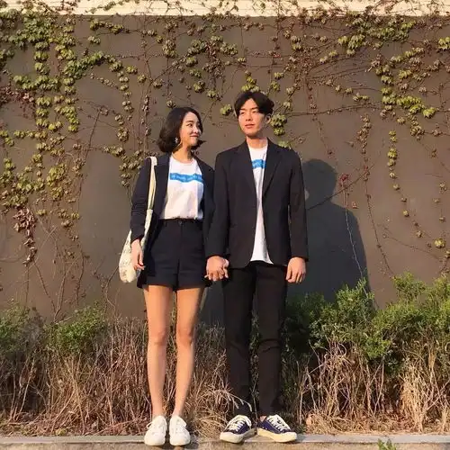 情侣装怎么穿才能好看又不俗套

