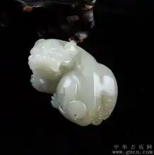 过百克精品和田籽料貔貅大把件

