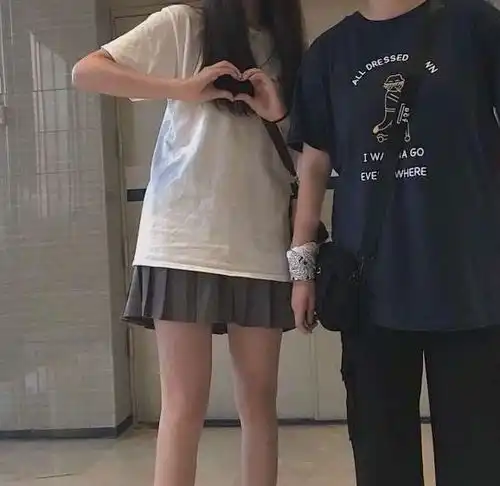 有这4种行为的男女最容易发展成情侣,还真是这样呀
