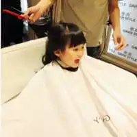 女短发情侣头像想起你的思念想起你的吻
