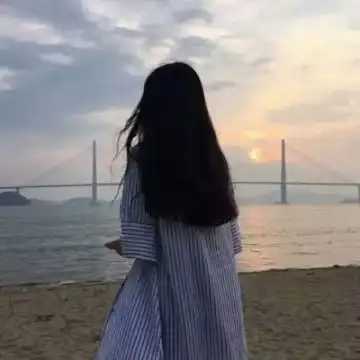 清纯女生背影头像唯美漂亮
