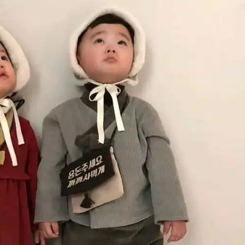 情侣头像可爱小孩
