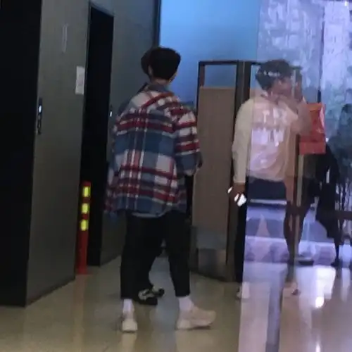 李氏舞蹈机器同框李起光李泰民李赫宰要联手搞事情了吗
