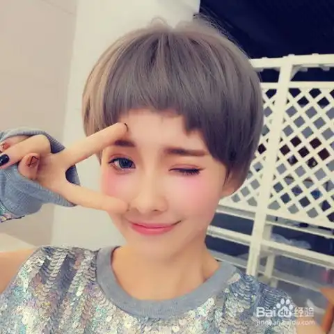 7款二次元刘海发型,款款时尚界新宠
