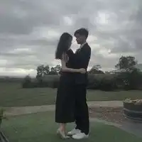 就喜欢我一下子就好了就一下子校服情侣头像
