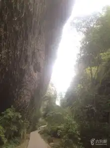 李家岩寨下大峡谷甘露寺金坑大金湖谷底穿越

