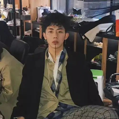 男生头像一起吹吹风
