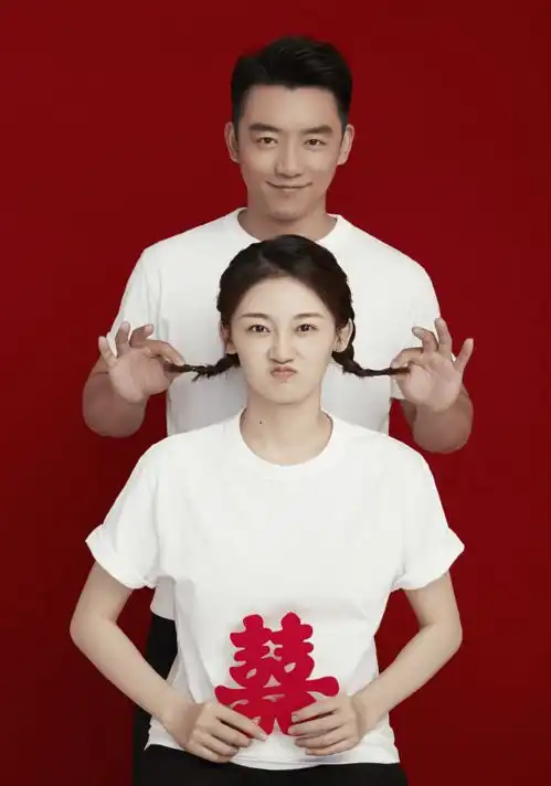 郑恺521卡点官宣结婚,他为何会舍弃富二代程晓玥,跟苗苗闪婚
