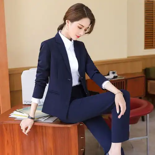 韩版西服套装女士气质时尚职业装女装小西装三件套正装工装工作服
