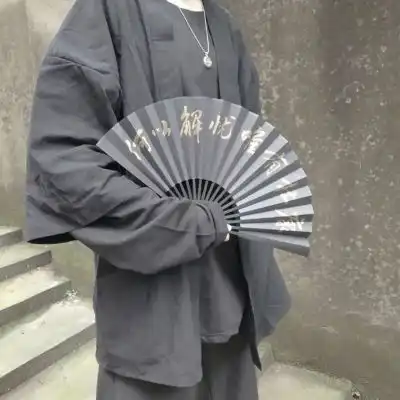 蔡徐坤时尚炫酷最新头像听说你是ikun
