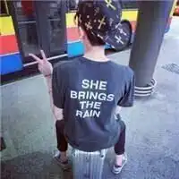 求制作这样头像的情侣头像
