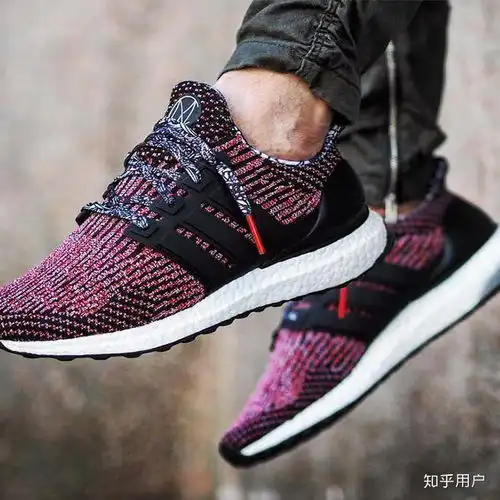 阿迪的boost,耐克的zoom,还有亚瑟士的gel同价位有都穿过的么,想入手慢跑用哪个脚感更好一点
