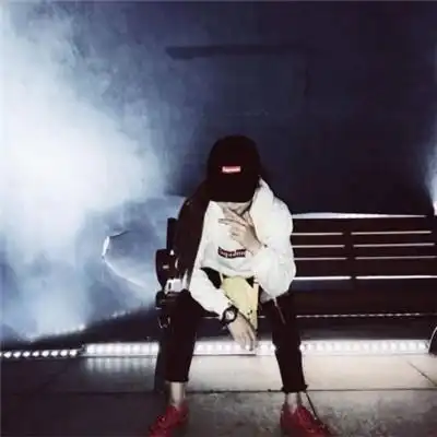 酷炫潮流情侣头像回忆只是过去现在才是真实
