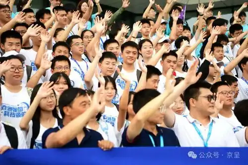 看,这两千余名青少年今年暑假这样过
