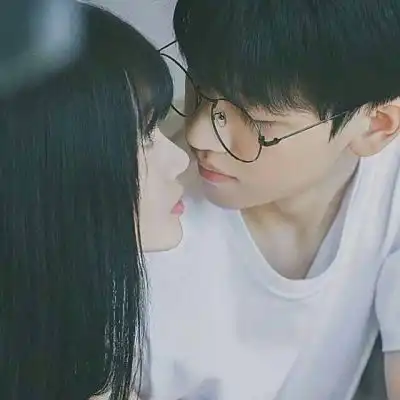 鱼戈挺好看的情头,收下吧
