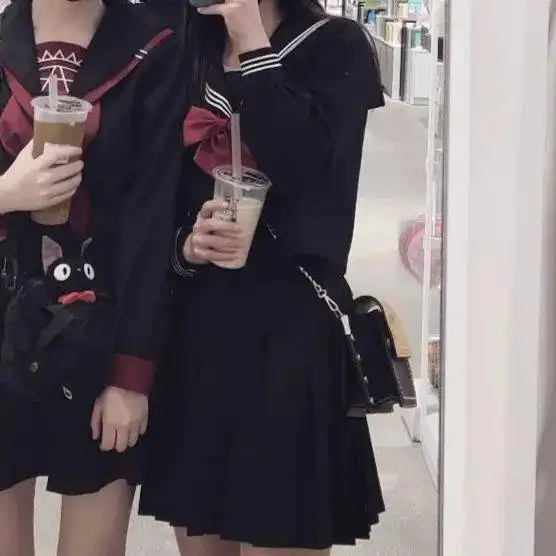 ins超热门两人闺蜜头像
