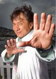 欧阳娜娜房祖名恋情真假,成龙说娜娜也不错啊
