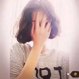 我男朋友打电话给前女友的心情qq个性签名
