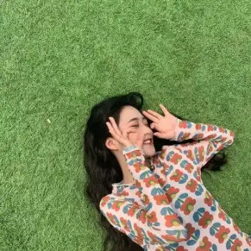 女头原宿风ins高清头像ins韩系女头像图片
