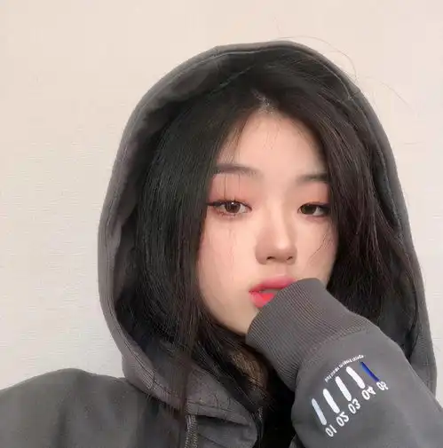 好声音2020开播12期,单依纯首次晒自拍照,自称是难产户
