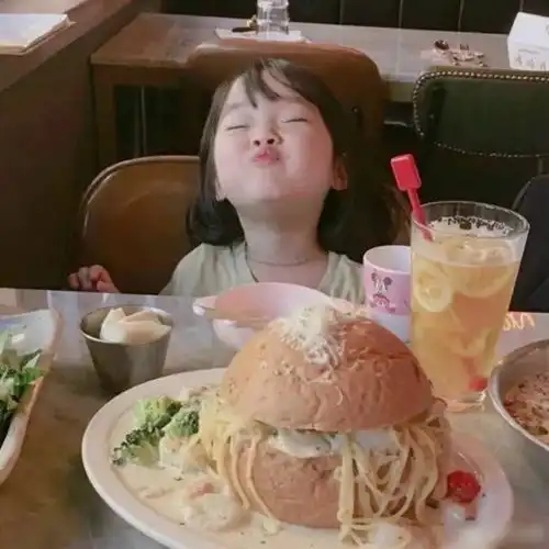 男生最想陪女朋友做哪些事
