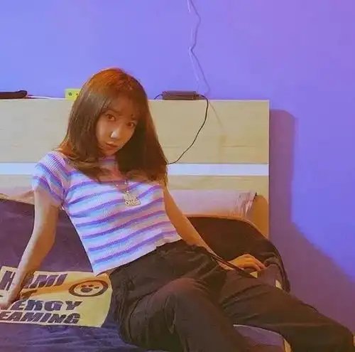 头像今日美头1124
