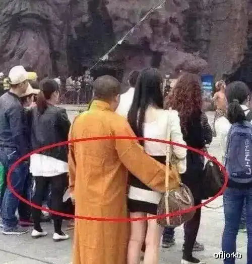 搞笑内涵你还可以再亲一口的,我会等你的
