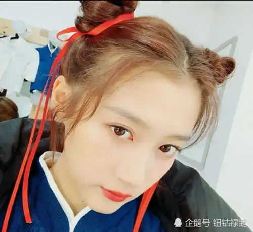 蒋依依最好的闺蜜不是赵露思,也不是关晓彤,而是颜值逆天的她
