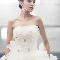 浪漫婚纱礼服二
