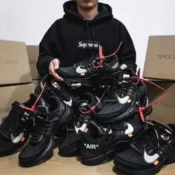 新配色thetenpresto,感觉比初代更难买
