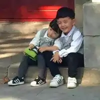 奥美小孩情侣头像图片微信头像图片大全
