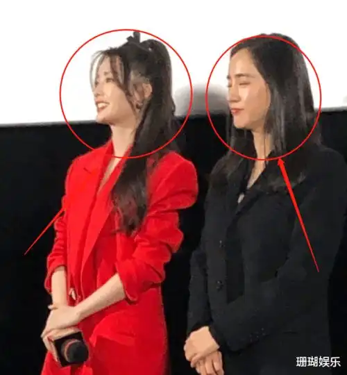 30岁李沁与38岁王智同框,没了美颜后,二人肤色差距太明显了
