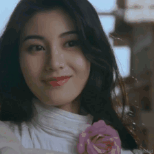 48岁的李嘉欣肥出新高度,却直接美回颜值巅峰
