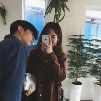 漂亮的情侣头像一男一女,渴望和你在一起
