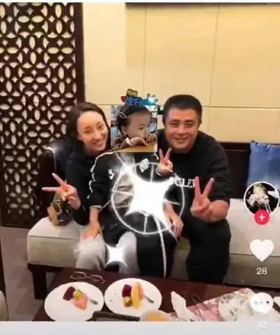 沉香如屑制片人被控出轨女演员徐恺咛,前妻发文公开聊天记录
