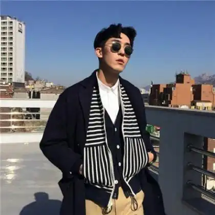 孤傲高冷男头像,今天我最好看只因为这男头给力
