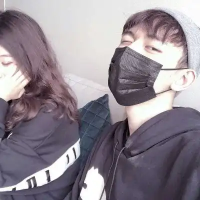 两人在一起情侣头像
