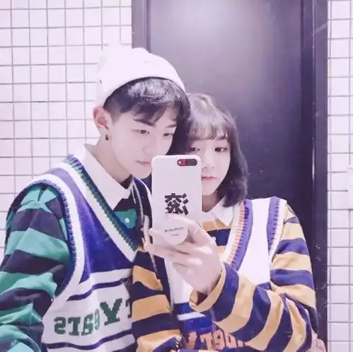 你的前女友来找你了,她好像要弄死你
