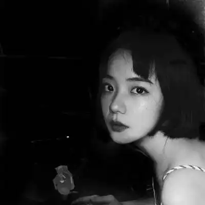 高清霸气女头像黑白图片超拽高雅社会女生头像图片
