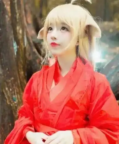 王奕萌真实颜值曝光,比起刘思瑶更像方脸,这样也能叫第一萝莉
