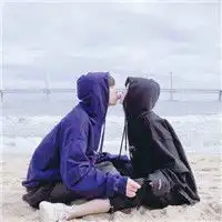 简单喜欢情侣头像想要喜欢你永远
