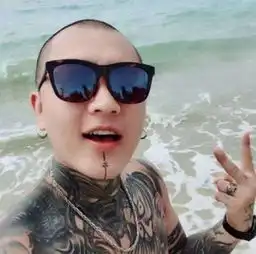 快手人气大变天祁天道都跌下神坛了,网友竟让他捡了个漏
