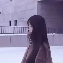 情侣头像丨一左一右
