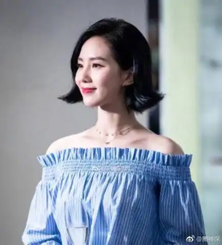 唐嫣短发时简来袭短发明星你站谁
