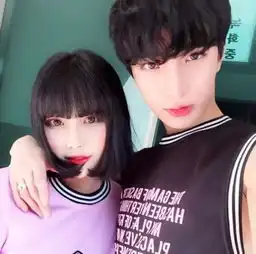 情侣头像修行之人当如莲,洗尽铅华,淡淡而开,浅浅而落
